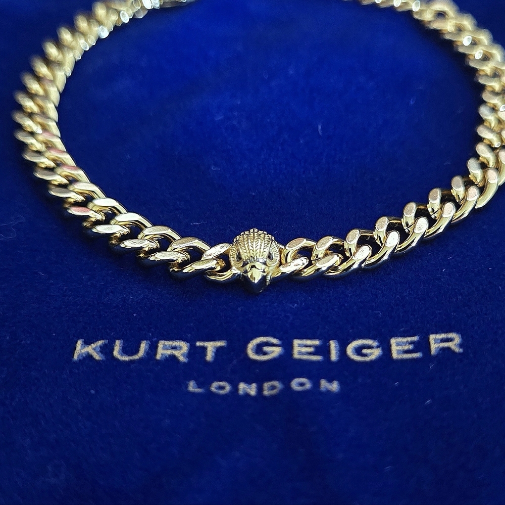 Kurt Geiger Gold Chain Bracelet with Pavé Animal Head Accent - Picture 12 of 16